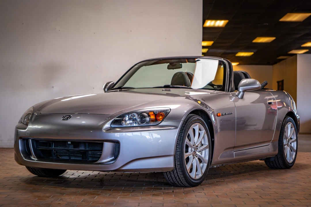 2007 Honda AP2 S2000 - Image 2 of 31