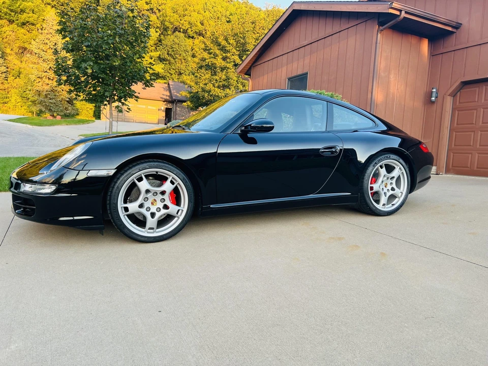 2007 Porsche 997 Carrera S - Image 9 of 31