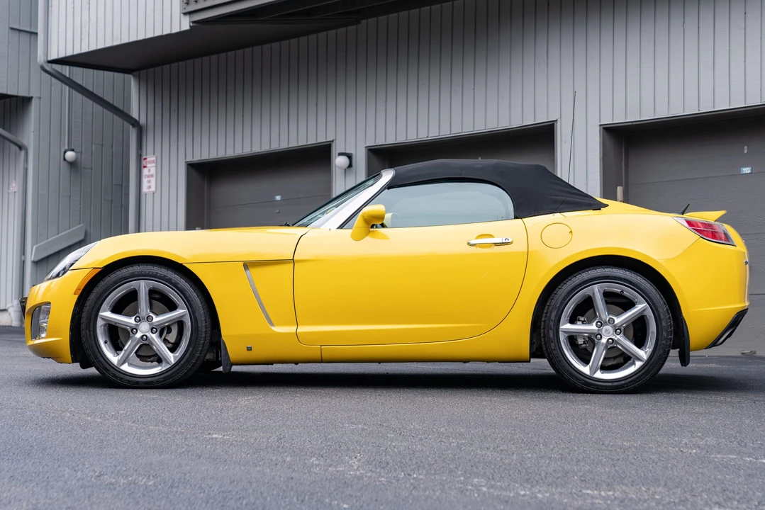 2007 Saturn Sky Red Line - Image 9 of 31