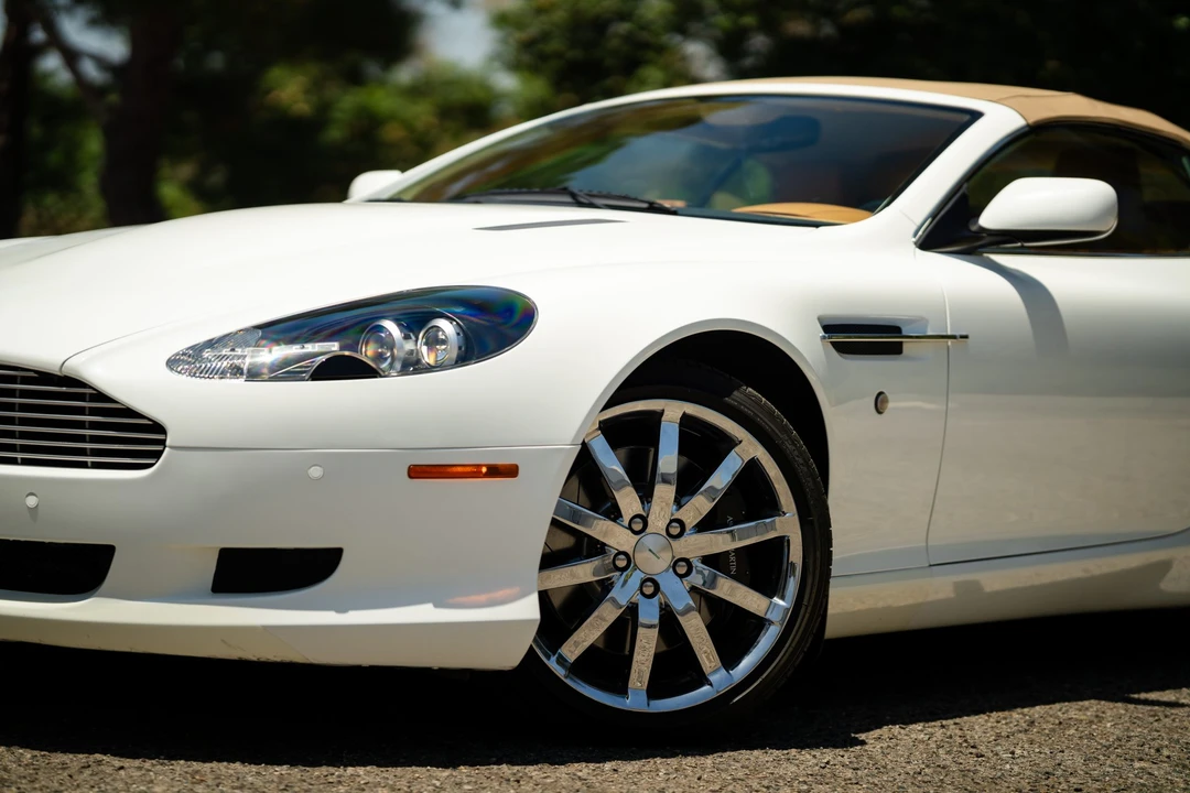 2008 Aston Martin DB9 - Image 23 of 31