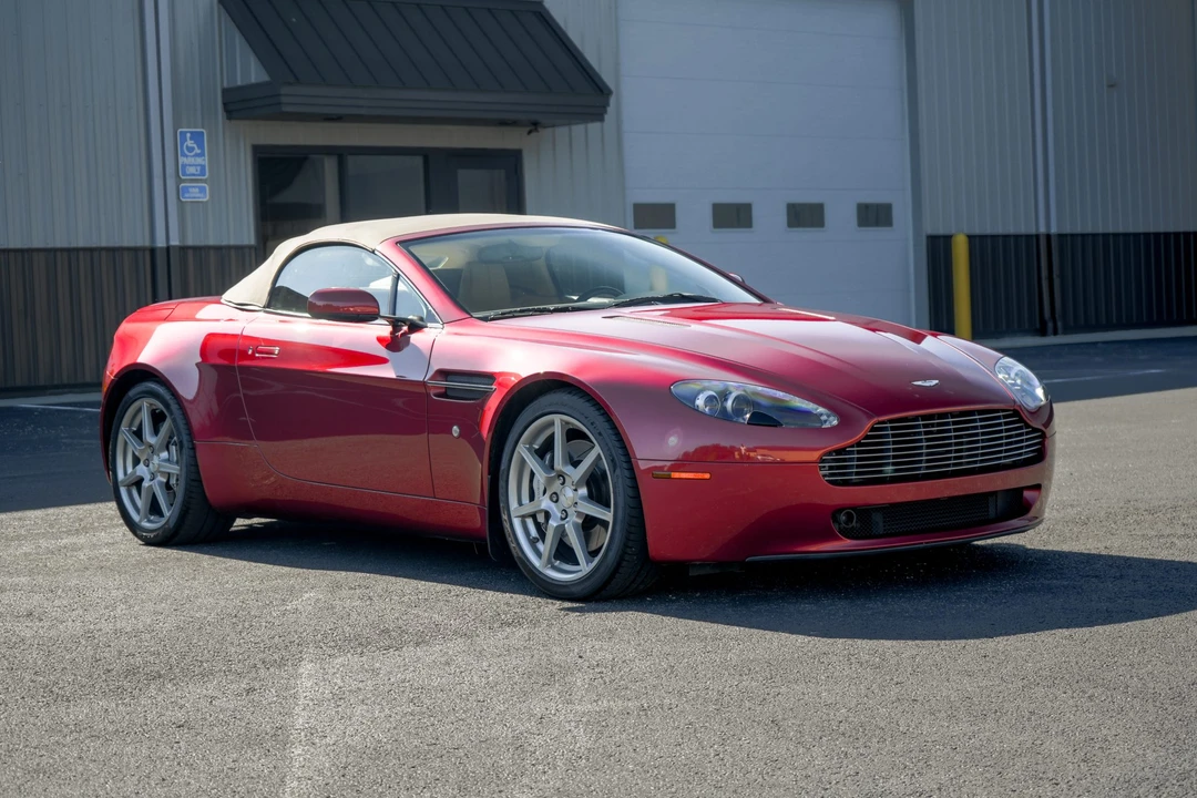 2008 Aston Martin V8 Vantage (2006-2017) - Image 13 of 31