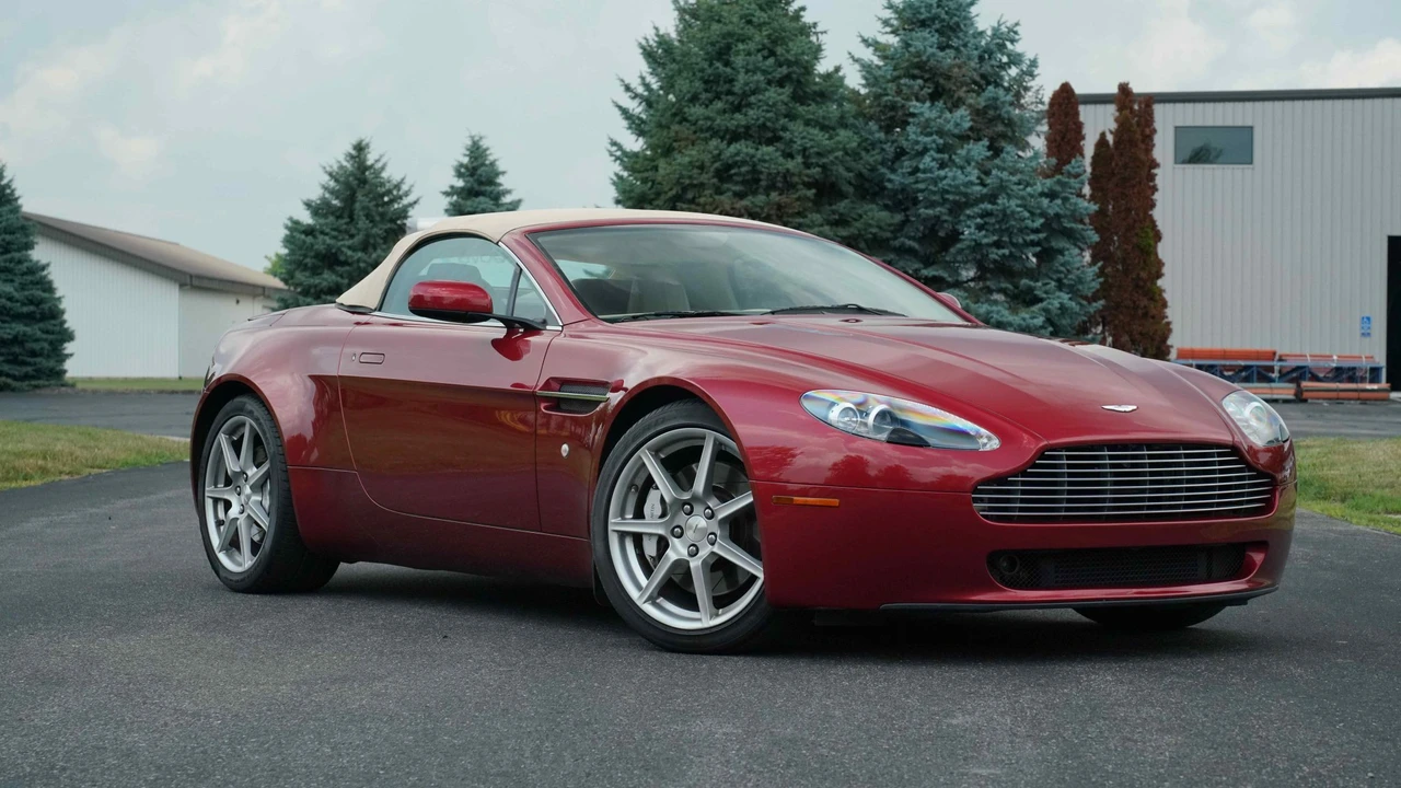 2008 Aston Martin V8 Vantage (2006-2017) - Image 23 of 31