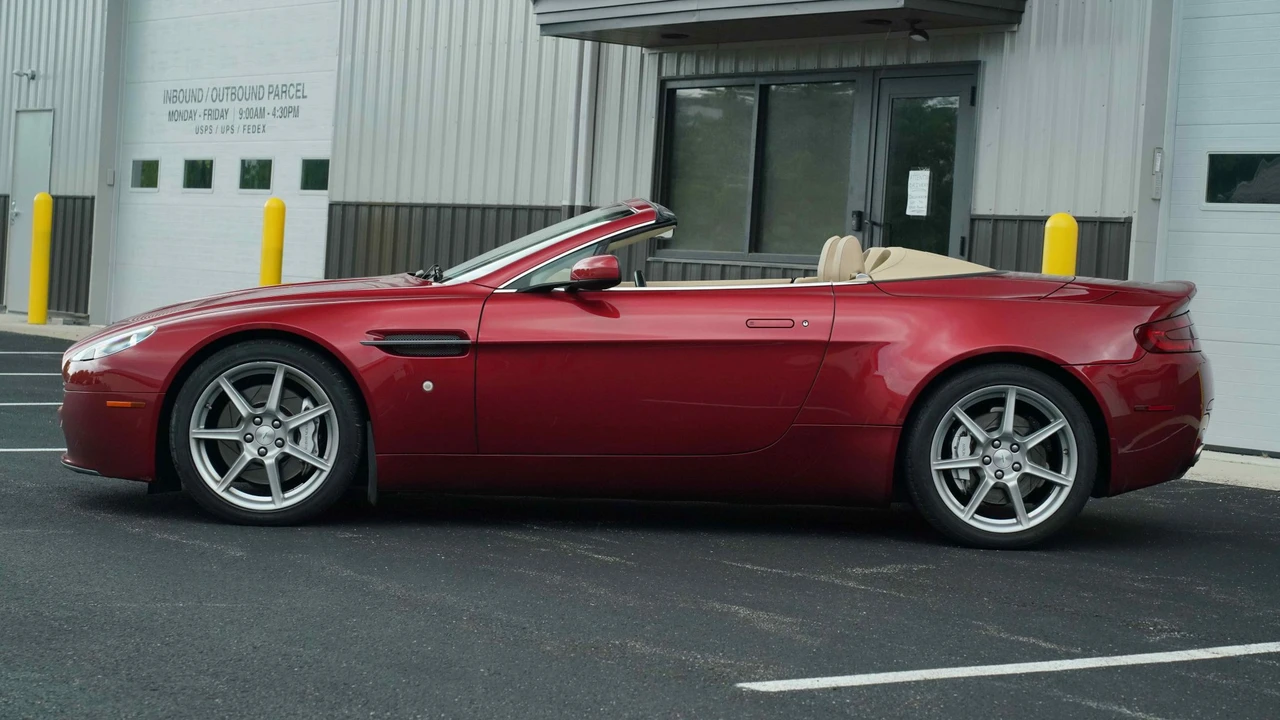 2008 Aston Martin V8 Vantage (2006-2017) - Image 6 of 31