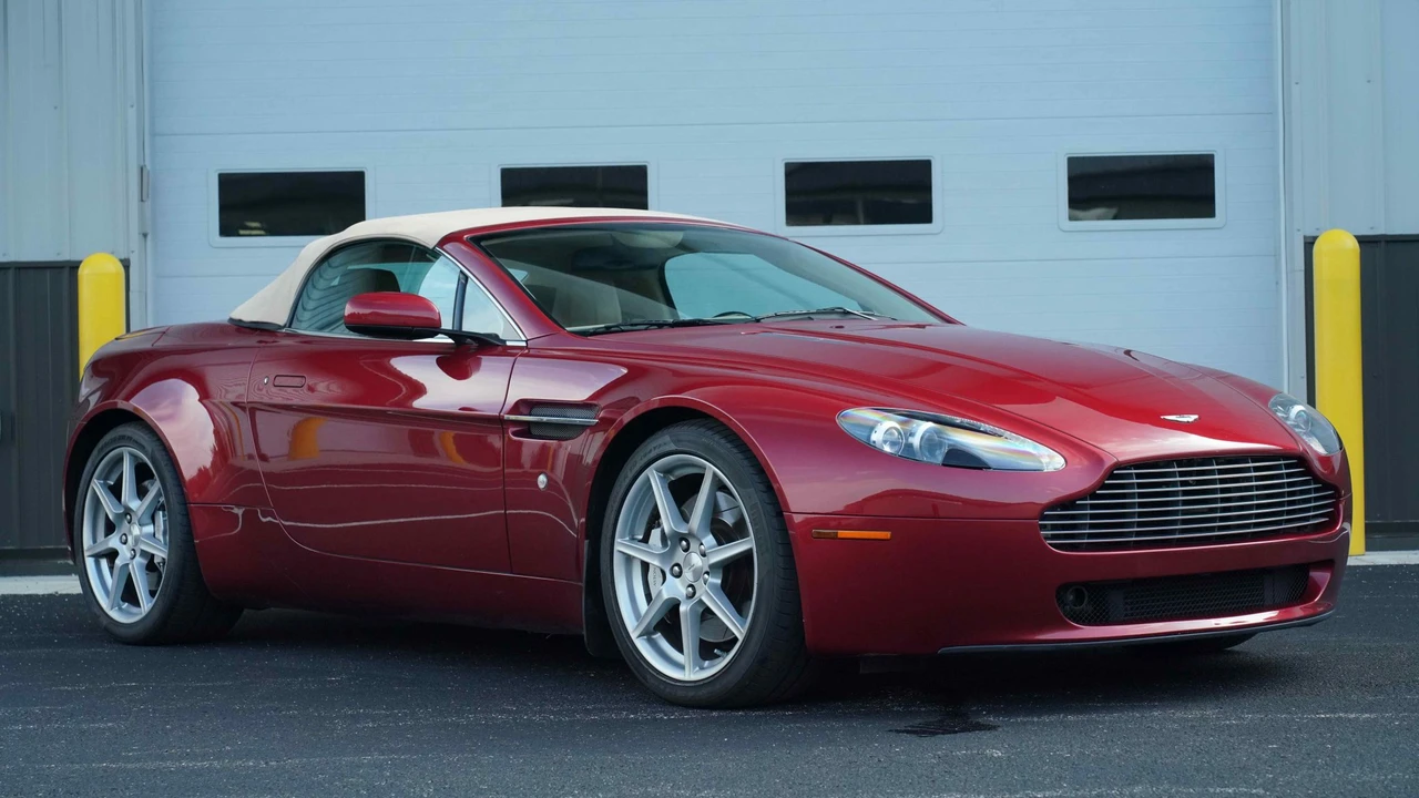 2008 Aston Martin V8 Vantage (2006-2017) - Image 29 of 31