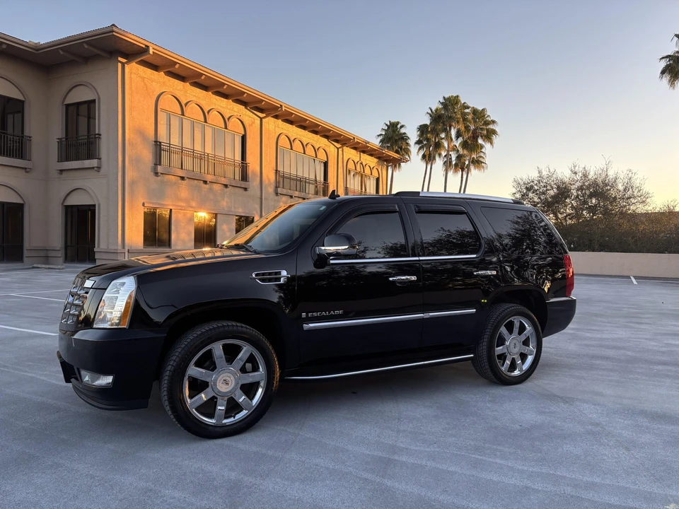 2008 Cadillac Escalade & EXT 3rd Gen - Image 15 of 31