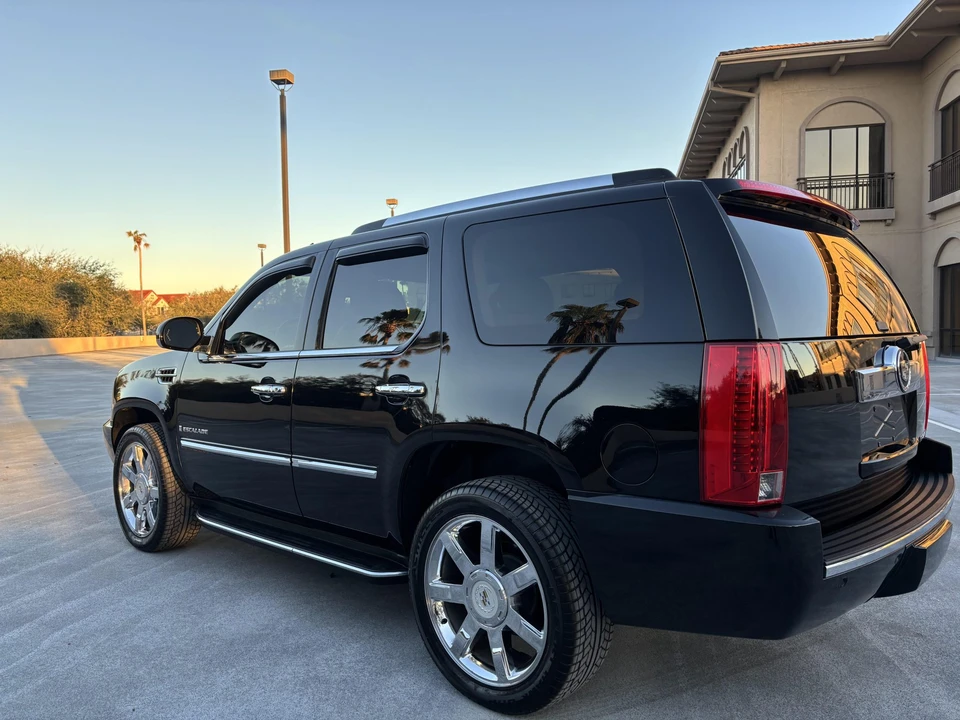 2008 Cadillac Escalade & EXT 3rd Gen - Image 21 of 31