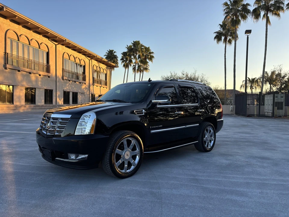 2008 Cadillac Escalade & EXT 3rd Gen - Image 9 of 31