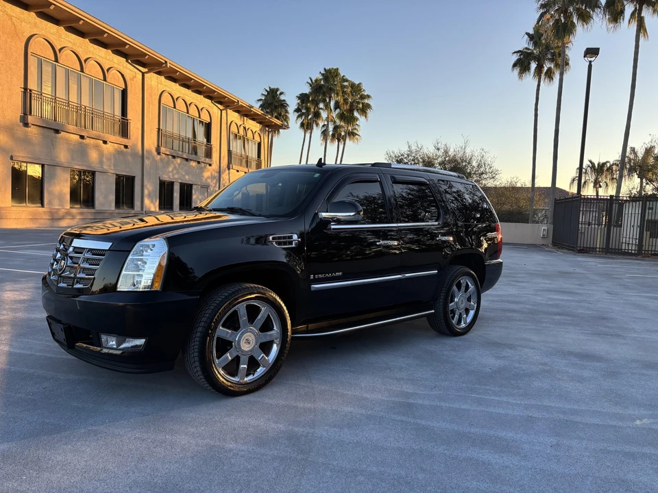 2008 Cadillac Escalade & EXT 3rd Gen - Image 7 of 31
