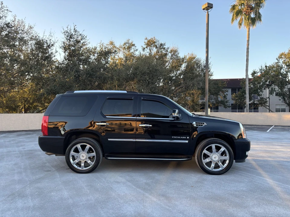 2008 Cadillac Escalade & EXT 3rd Gen - Image 28 of 31