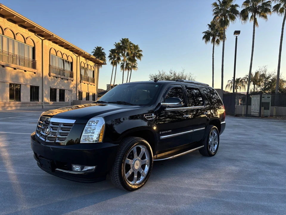 2008 Cadillac Escalade & EXT 3rd Gen - Image 3 of 31