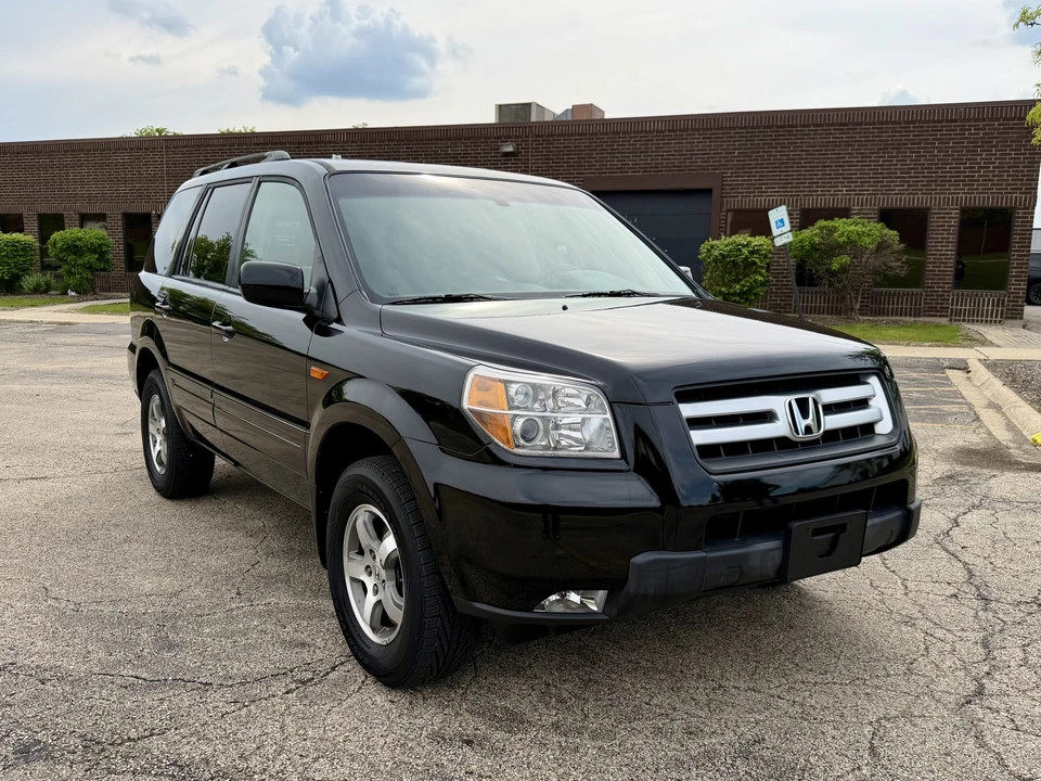 2008 Honda Pilot 1st Gen - Image 9 of 31