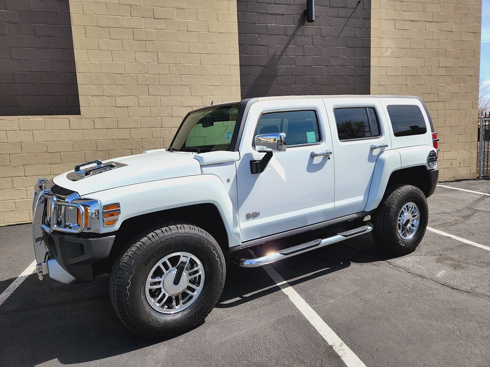 2008 Hummer Hummer H3 - Image 4 of 31