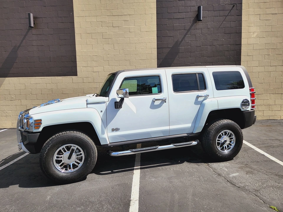 2008 Hummer Hummer H3 - Image 2 of 31