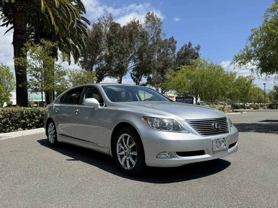 2008 Lexus LS 4th Gen - Image 8 of 31