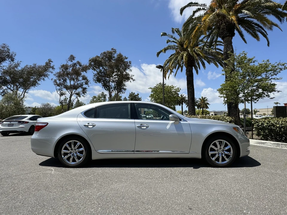2008 Lexus LS 4th Gen - Image 7 of 31