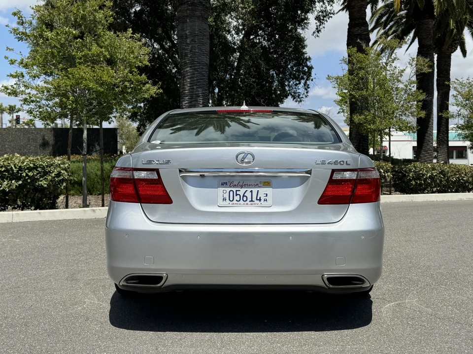 2008 Lexus LS 4th Gen - Image 5 of 31