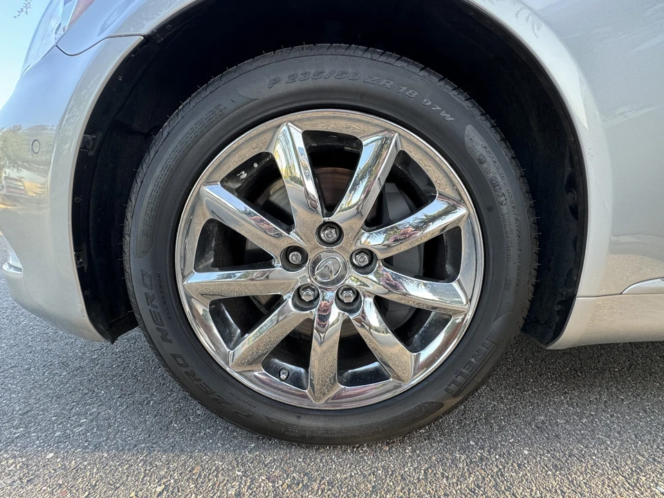 2008 Lexus LS 4th Gen - Image 16 of 31