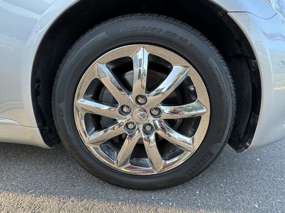 2008 Lexus LS 4th Gen - Image 17 of 31