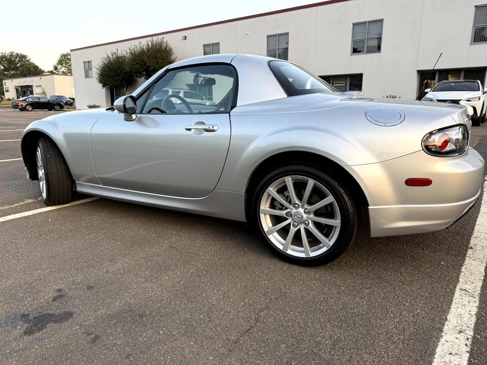 2008 Mazda NC MX-5 Miata - Image 4 of 31