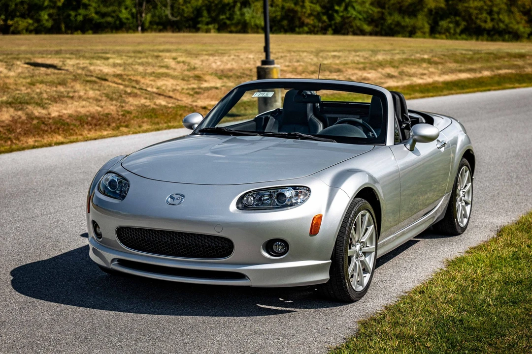 2008 Mazda NC MX-5 Miata - Image 2 of 31