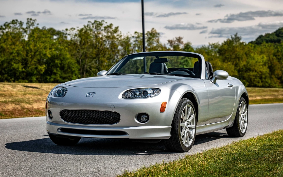 2008 Mazda NC MX-5 Miata - Image 3 of 31