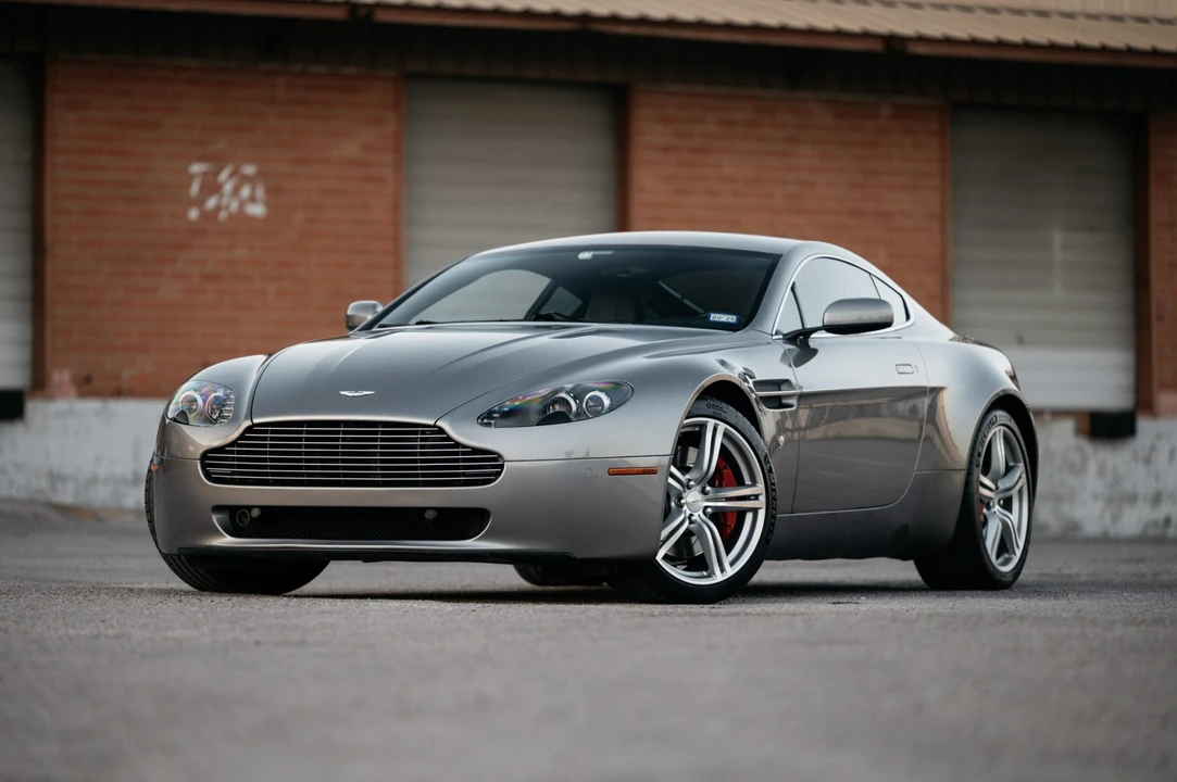 2009 Aston Martin V8 Vantage (2006-2017) - Image 5 of 31