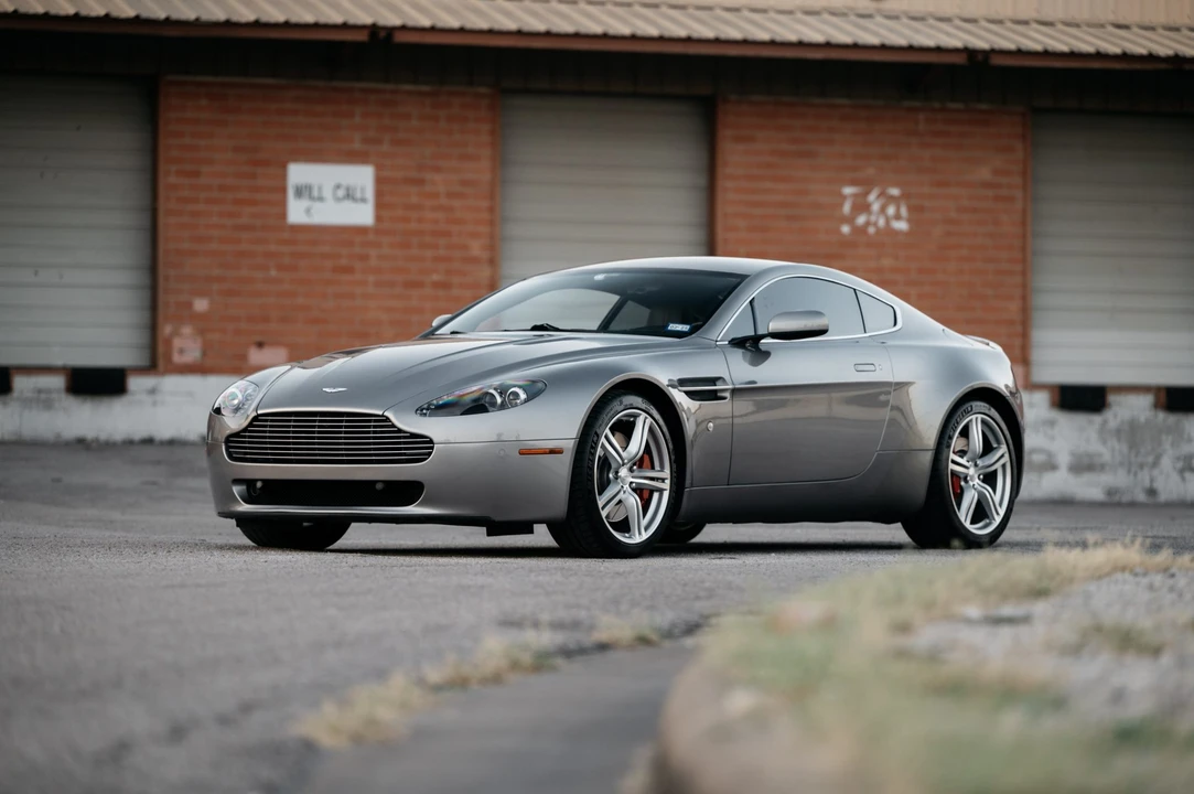 2009 Aston Martin V8 Vantage (2006-2017) - Image 2 of 31