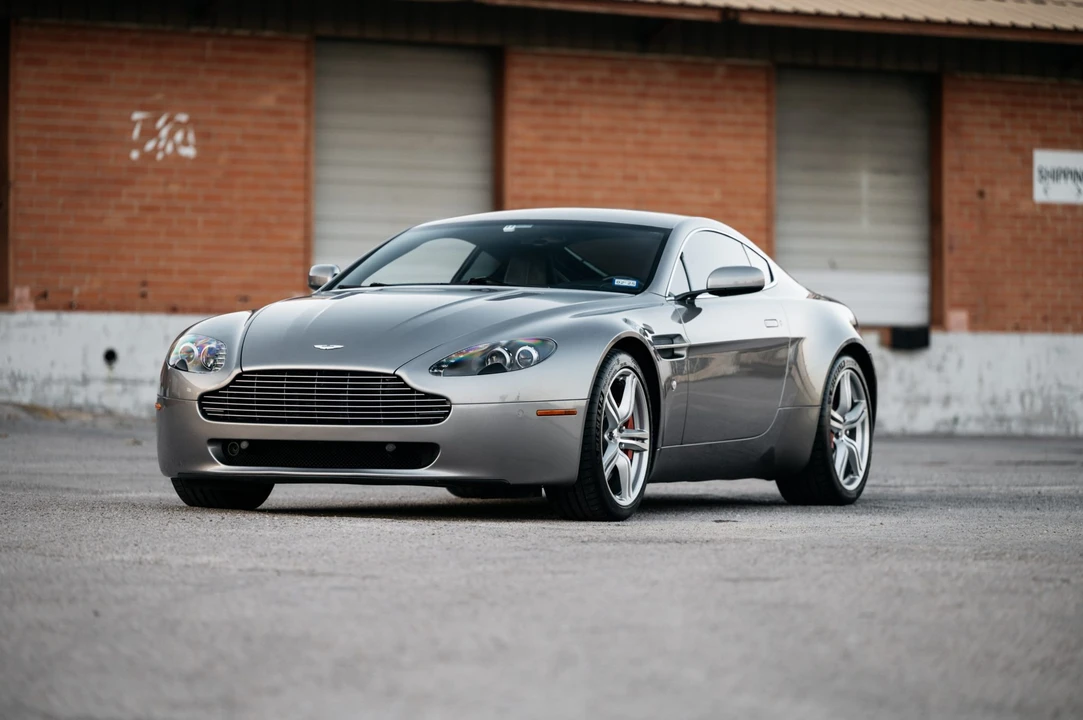 2009 Aston Martin V8 Vantage (2006-2017) - Image 6 of 31