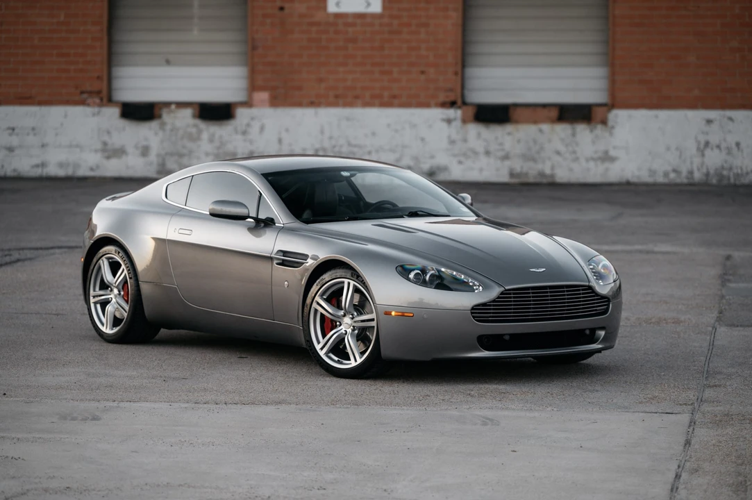 2009 Aston Martin V8 Vantage (2006-2017) - Image 12 of 31