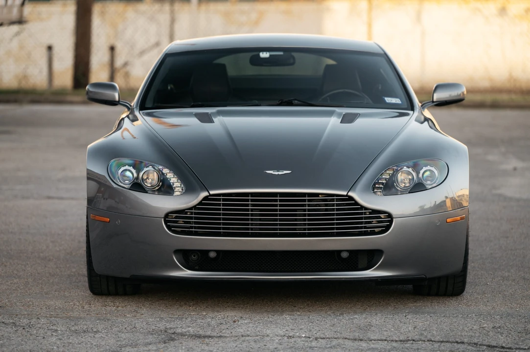 2009 Aston Martin V8 Vantage (2006-2017) - Image 24 of 31