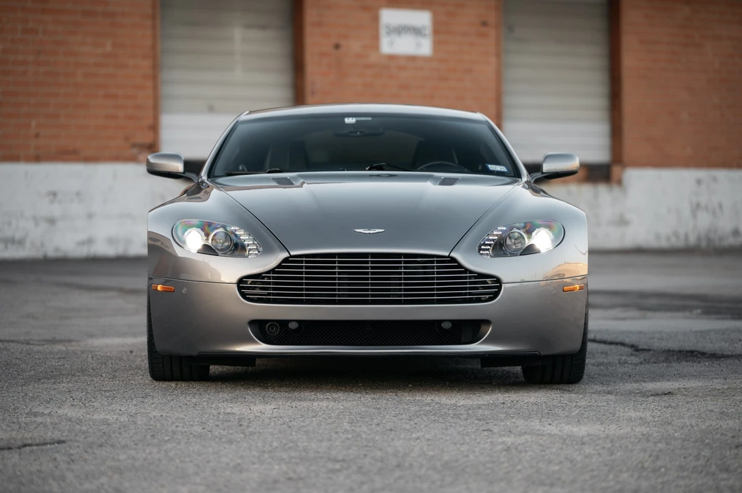 2009 Aston Martin V8 Vantage (2006-2017) - Image 7 of 31