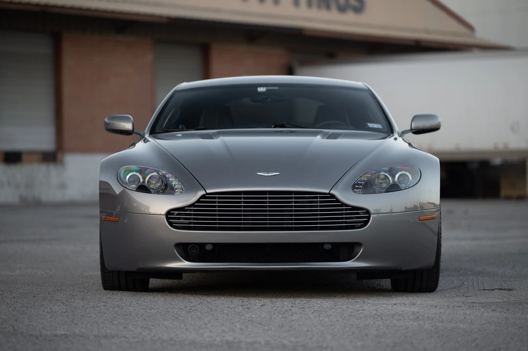 2009 Aston Martin V8 Vantage (2006-2017) - Image 8 of 31