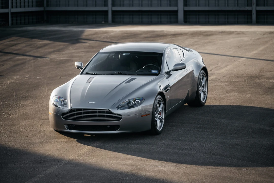 2009 Aston Martin V8 Vantage (2006-2017) - Image 22 of 31