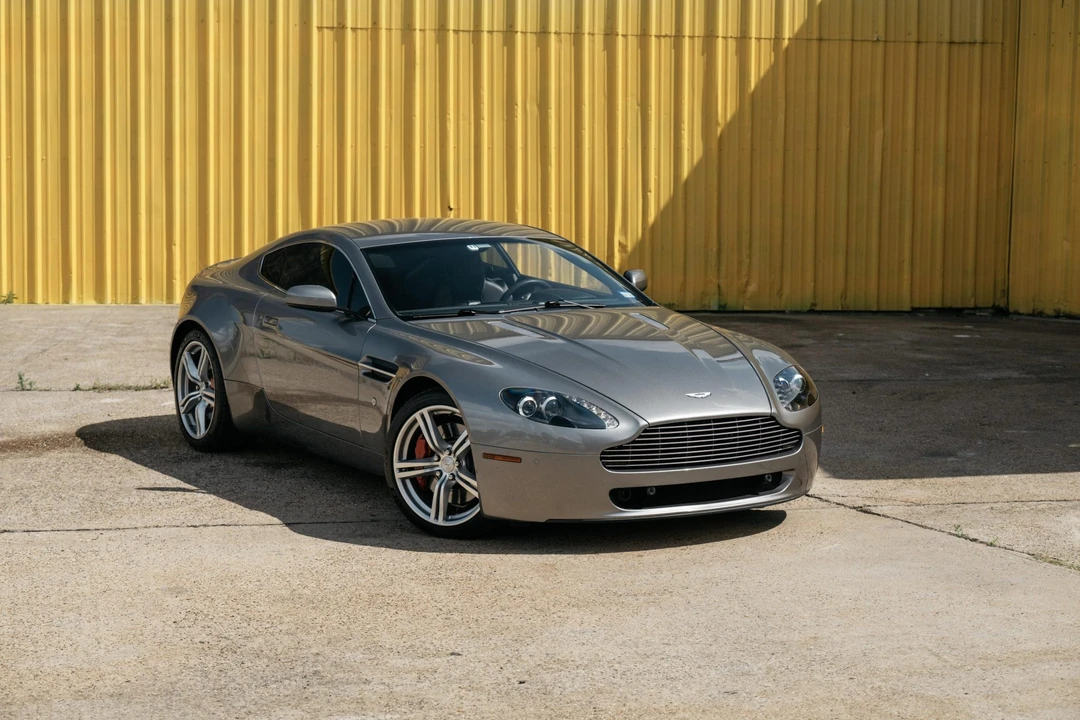 2009 Aston Martin V8 Vantage (2006-2017) - Image 28 of 31