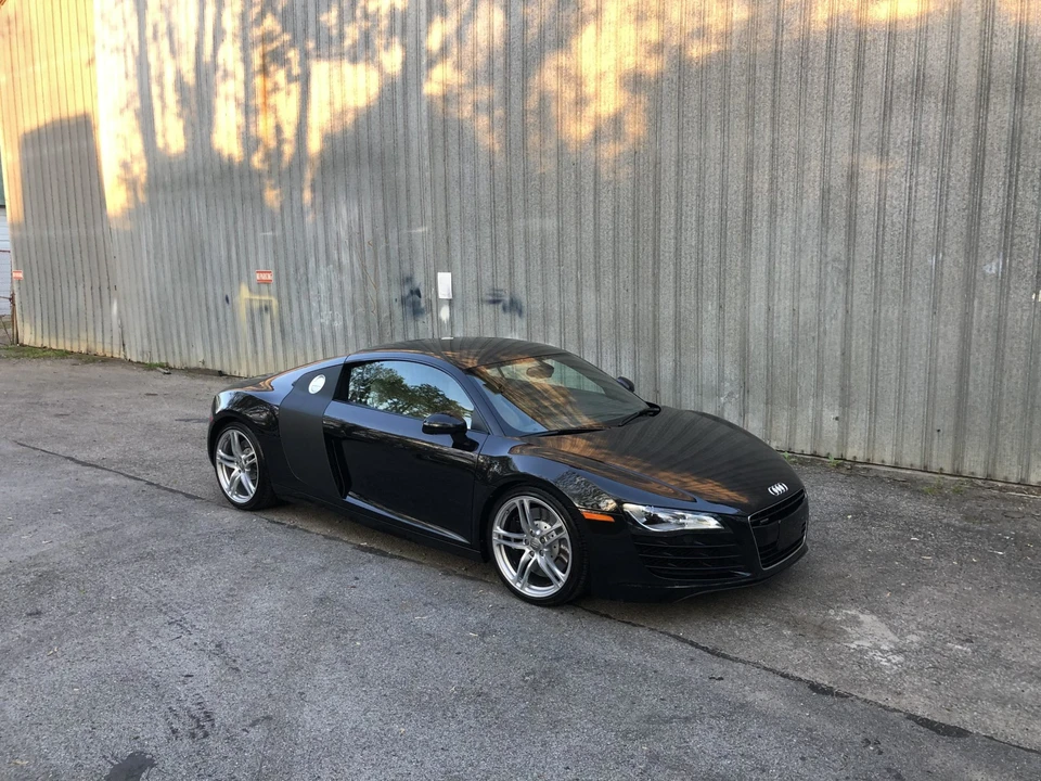 2009 Audi 42 R8 - Image 2 of 31
