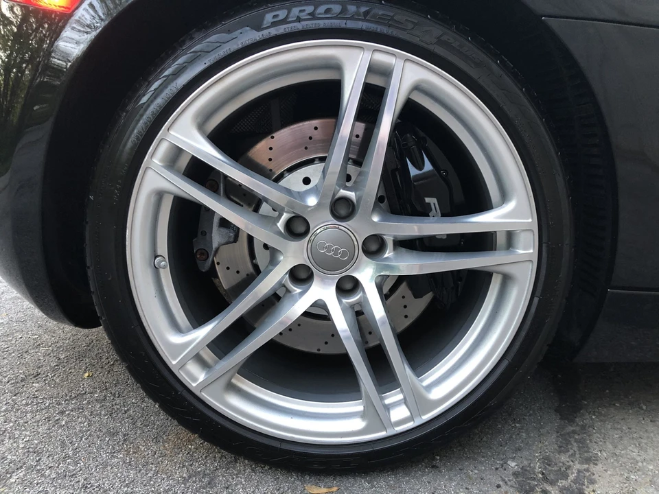 2009 Audi 42 R8 - Image 22 of 31