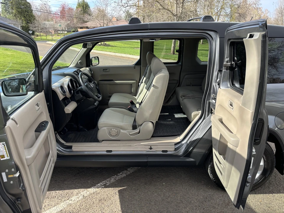 2009 Honda Element - Image 18 of 31