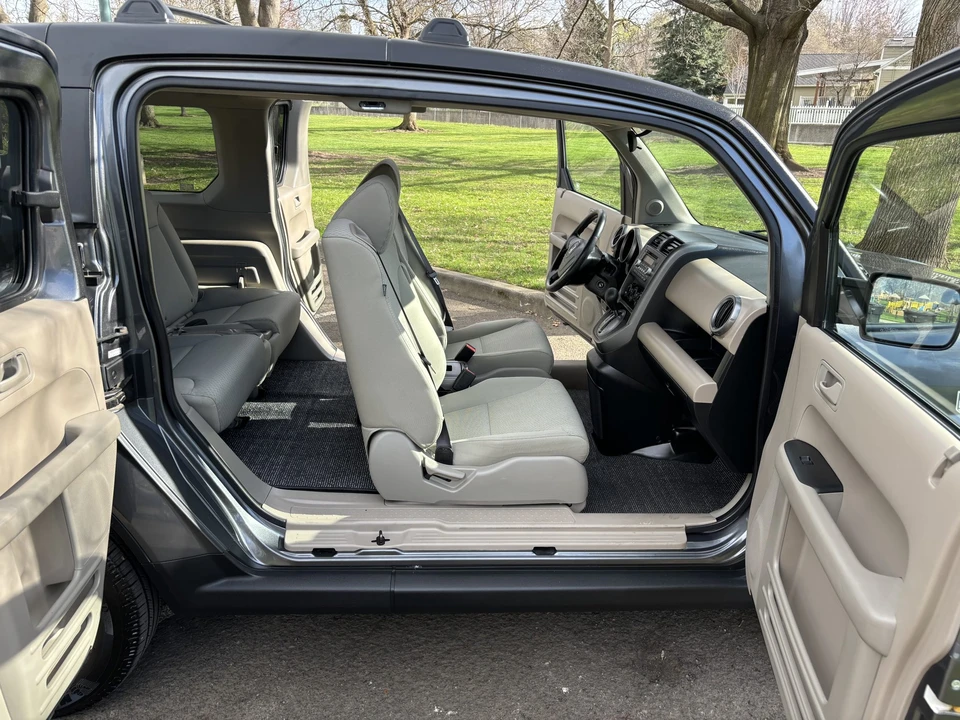 2009 Honda Element - Image 20 of 31