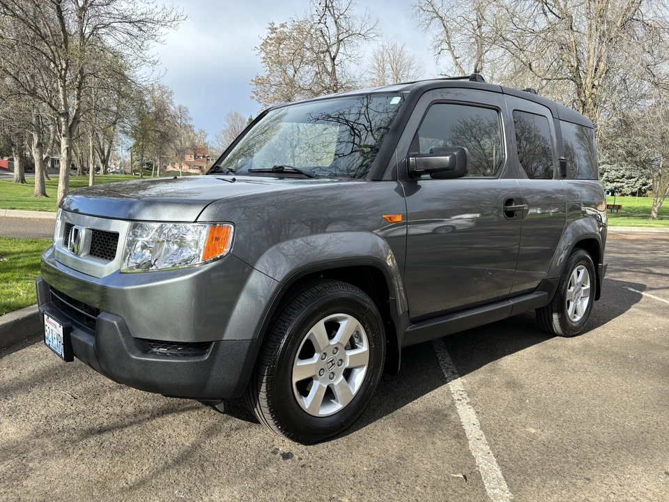 2009 Honda Element - Image 2 of 31
