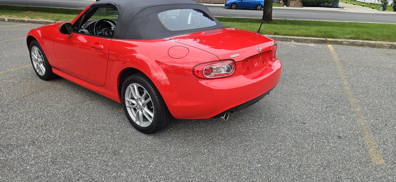 2009 Mazda NC MX-5 Miata - Image 18 of 31