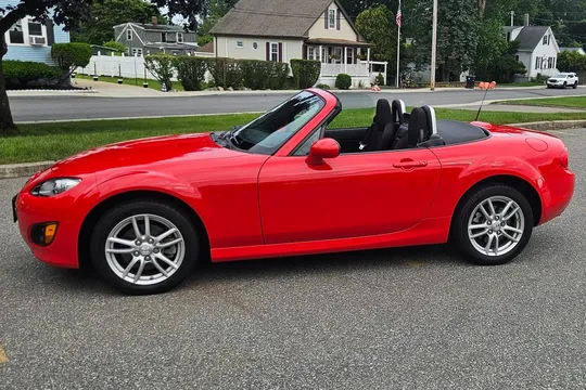 2009 Mazda MX-5 Miata Sport