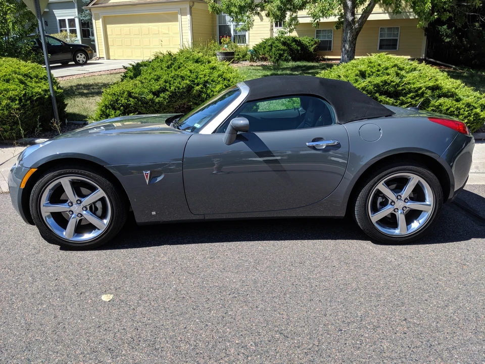 2009 Pontiac Solstice GXP - Image 4 of 31