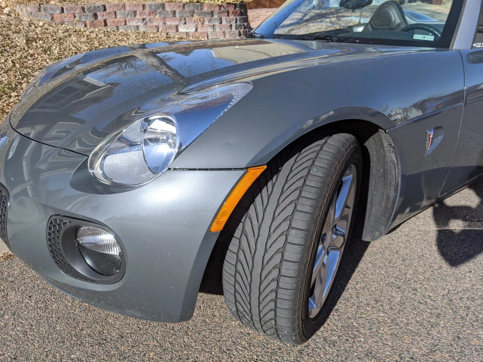 2009 Pontiac Solstice GXP - Image 13 of 31