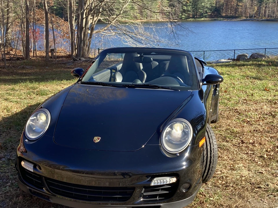 2009 Porsche 997 Turbo - Image 2 of 31