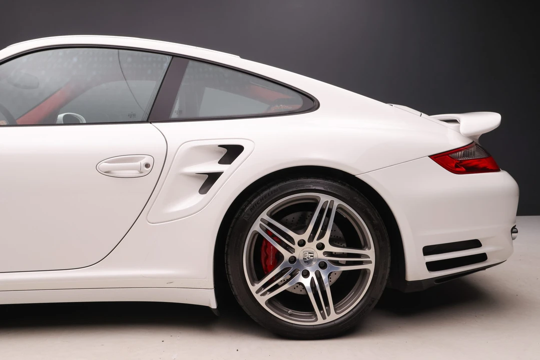 2009 Porsche 997 Turbo - Image 29 of 31