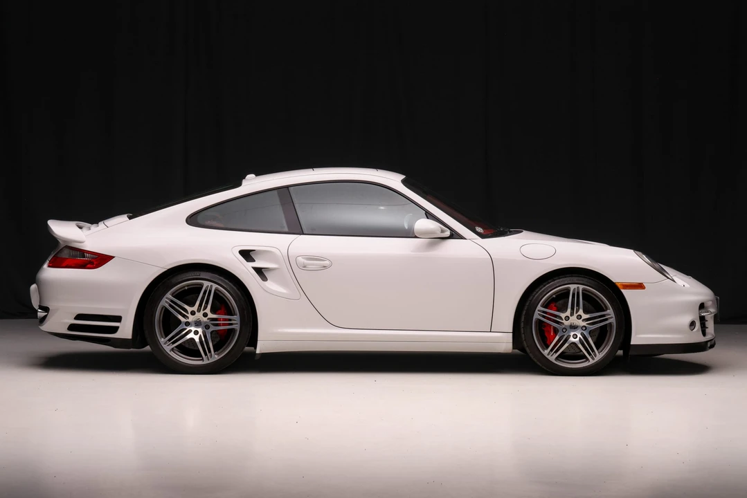 2009 Porsche 997 Turbo - Image 10 of 31