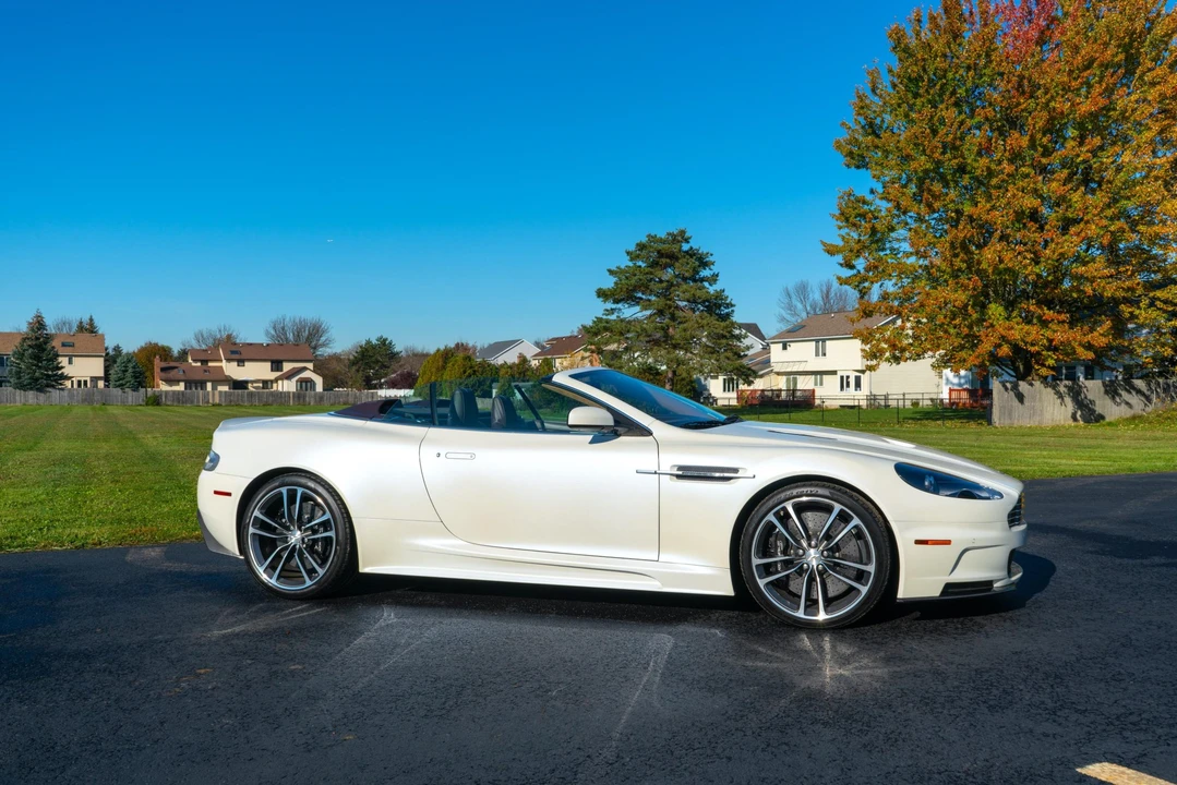2010 Aston Martin DBS (2008-2012) - Image 15 of 31