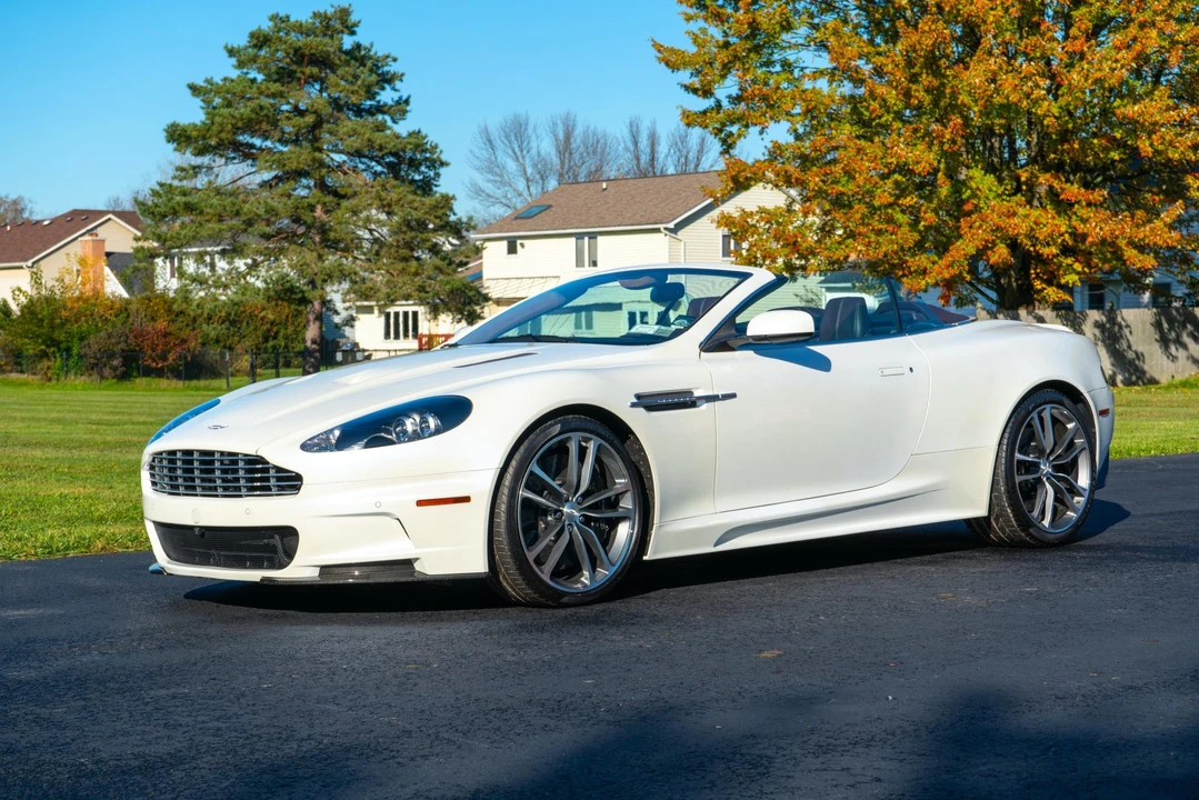 2010 Aston Martin DBS (2008-2012) - Image 3 of 31
