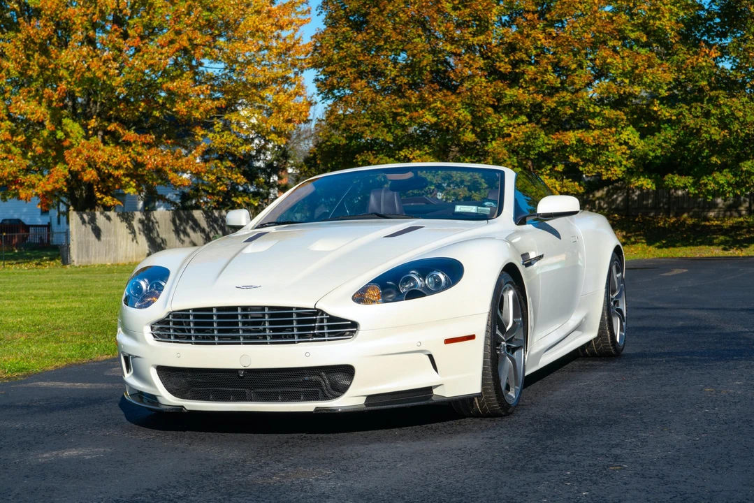 2010 Aston Martin DBS (2008-2012) - Image 5 of 31