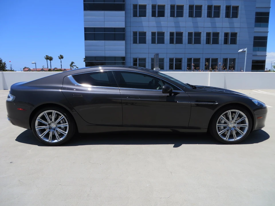 2010 Aston Martin Rapide - Image 7 of 31